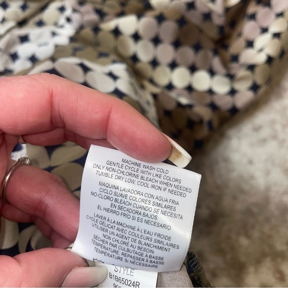 Ellen Tracy Long Sleeve TOP Blouse Large Brown Yellow Geometric Dots Crew SZ XL - Picture 6 of 13